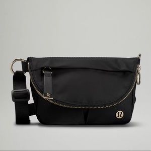 Lululemon all night micro festival bag